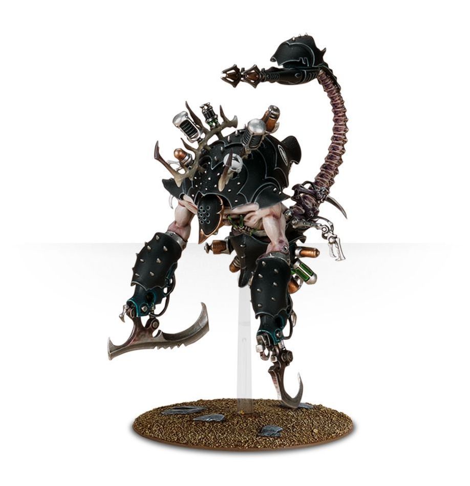 Warhammer 40,000 - Drukhari - Combat Patrol - Black and bronze insectoid Drukhari miniature with scorpion tail and clawed limbs on textured base.
