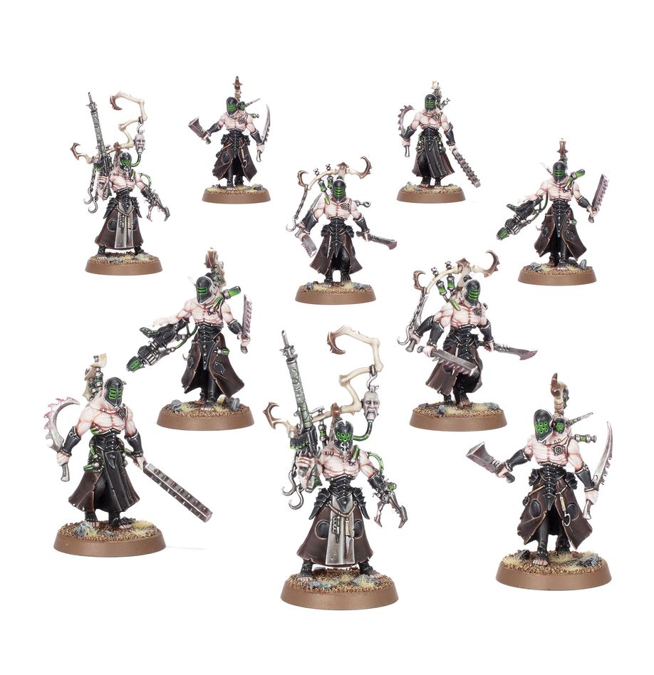 Warhammer 40,000 - Drukhari - Combat Patrol - Set of 10 detailed Drukhari Warhammer 40,000 miniatures in dark armor with green accents and various weapons on round bases.
