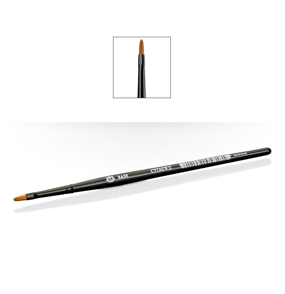 Citadel - Medium Base Brush - Citadel Medium Base Brush with fine brown bristles and black handle for detailed painting.