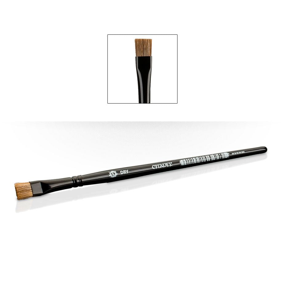 Citadel - Medium Drybrush - Citadel Medium Drybrush with black handle and flat bristles designed for painting details.
