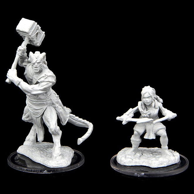 Critical Role Mini: Clasp Cutthroat & Enforcer - Two unpainted fantasy miniatures, one wielding a large hammer with a dynamic pose, the other in a crouched stance aiming a.