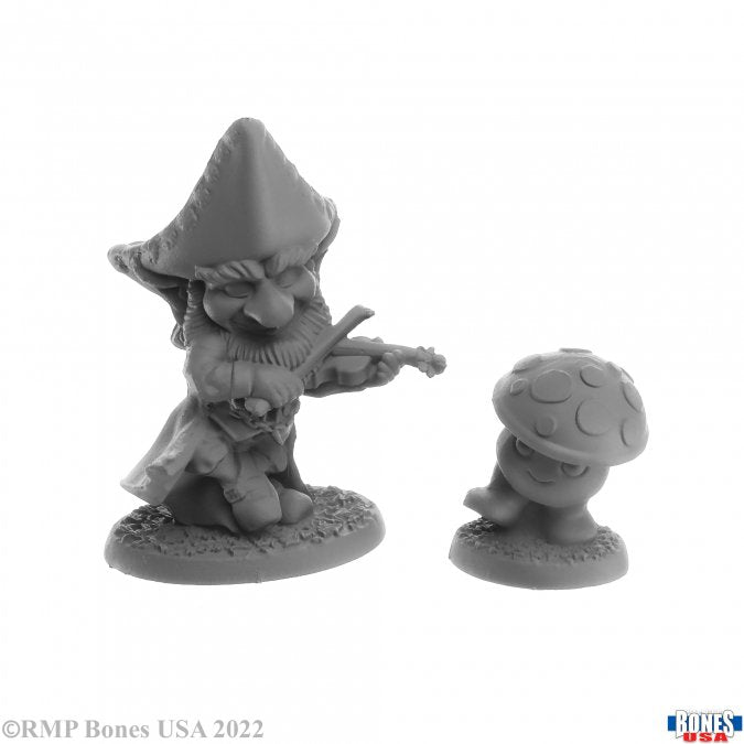 Tweed Tincup & Shroomie - Unpainted gray resin miniature of a gnome violinist with a pointed hat and a mushroom-shaped companion on round bases.