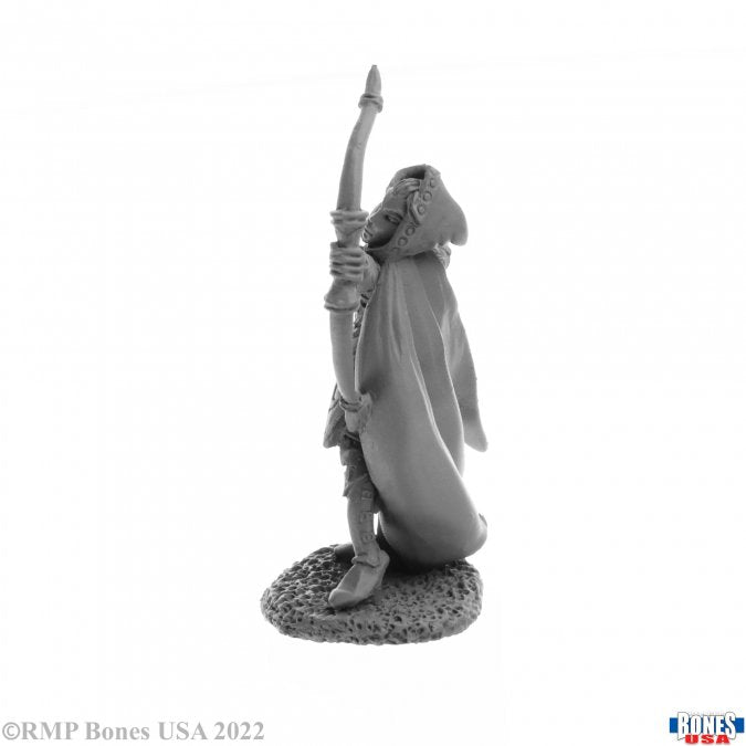 Alistrilee, Elf Archer Ranger - Gray resin miniature of an elf archer ranger with a long cloak, holding a raised bow on textured base.