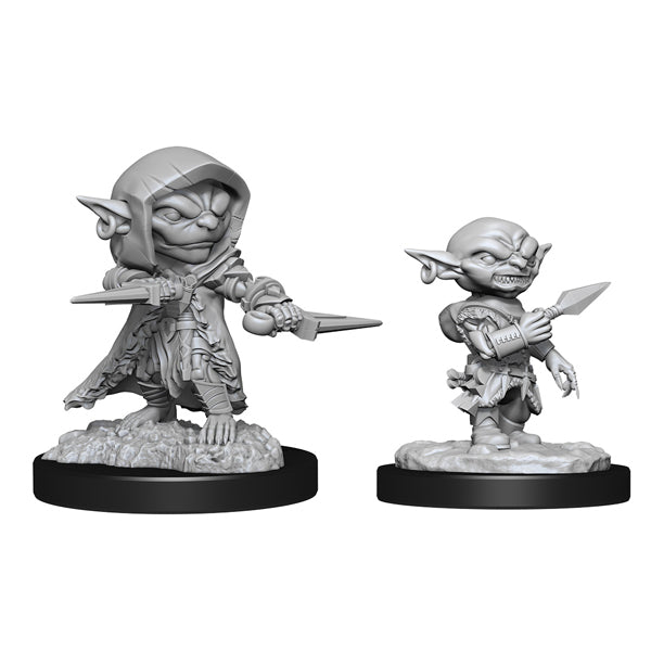 Pathfinder Battles Deep Cuts: Goblin Rogue Male - Gray plastic miniature of a goblin rogue with a hood, daggers, and detailed armor on a round base.
