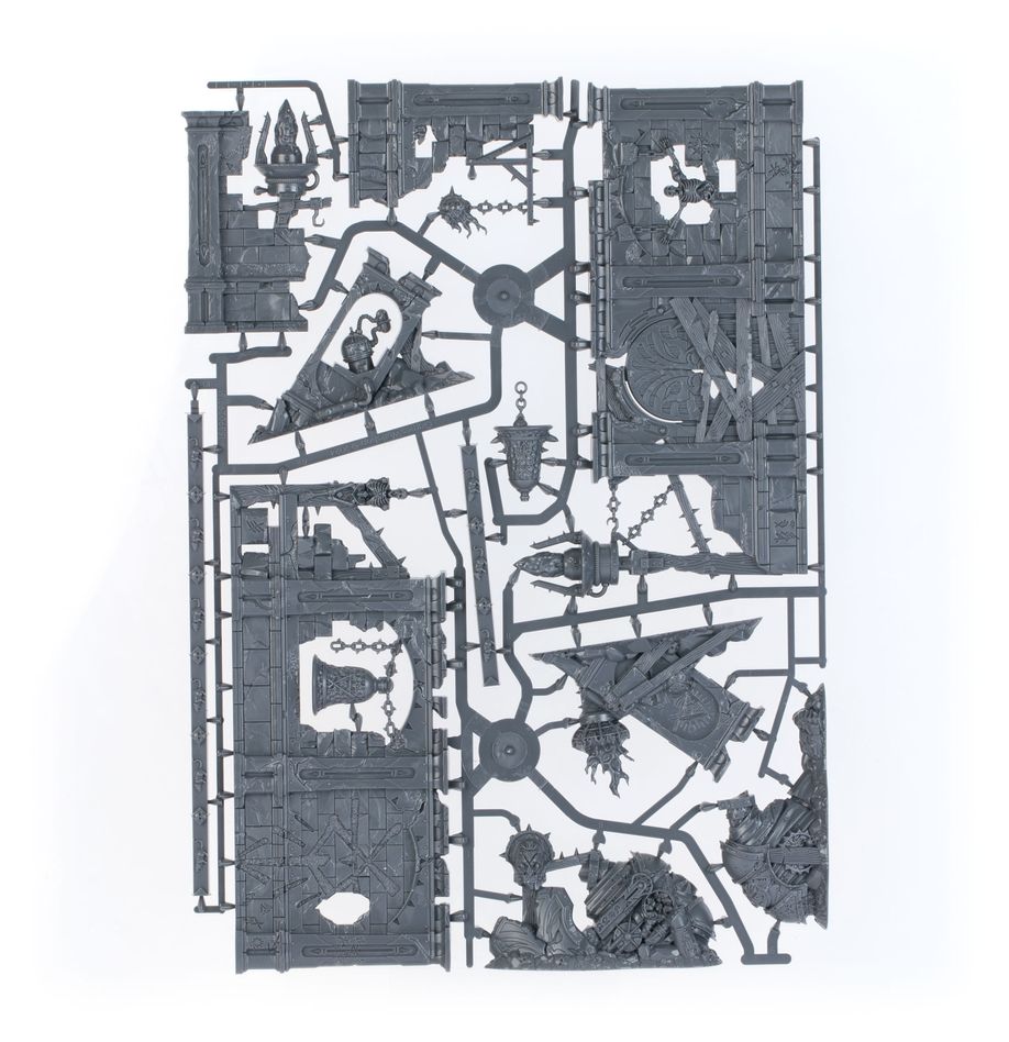 Warhammer Age of Sigmar - Spearhead - Fire & Jade Gaming Pack - Gray plastic sprues with miniature parts and weapons for assembling Warhammer Age of Sigmar models.