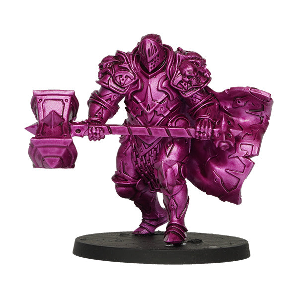 Vallejo True Metallic Metal Shade: Crimson Magenta (18ml) - Metallic crimson magenta painted armored knight miniature holding a large hammer and shield on a black base.