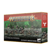Warhammer Age of Sigmar - Skaven - Gutter Runners (PREORDER) - Warhammer Age of Sigmar Skaven Gutter Runners box set featuring dark, rat-like miniatures with weapons and armor on a green.