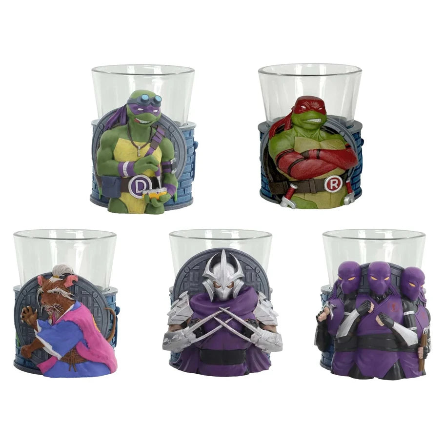 MTG Teenage Mutant Ninja Turtles Mini Cups Blind Box - Set of five clear mini cups each featuring colorful Teenage Mutant Ninja Turtles characters in detailed graphic designs.