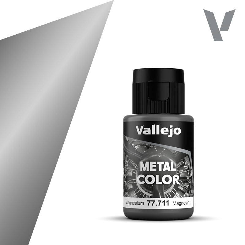 Vallejo Metal Color: Magnesium (32ml) - Black plastic bottle of Vallejo Metal Color paint labeled Magnesium 32ml with metallic silver swatch and black cap.
